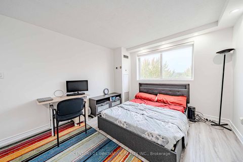 Photo 10 at 511 - 5 Weldrick Road W, North Richvale, Richmond Hill