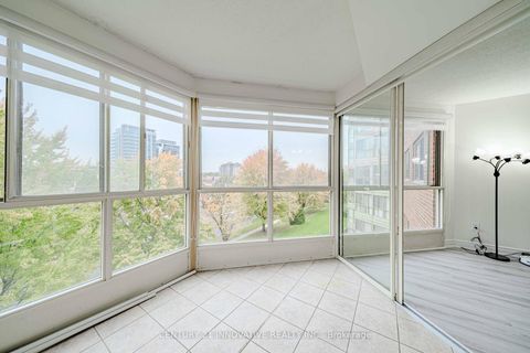 Photo 32 at 511 - 5 Weldrick Road W, North Richvale, Richmond Hill