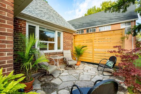 Photo 2 at 110 Lakeside Avenue, Cliffside, Toronto