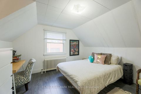 Photo 16 at 110 Lakeside Avenue, Cliffside, Toronto