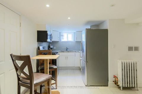 Photo 22 at 110 Lakeside Avenue, Cliffside, Toronto