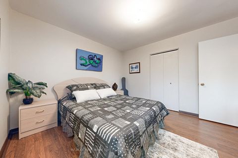 Photo 15 at 512 Creekview Circle, West Shore, Pickering