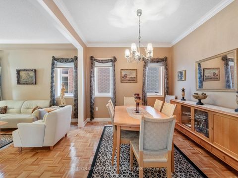 Photo 6 at 54 Golden Oak Avenue, Rouge Woods, Richmond Hill