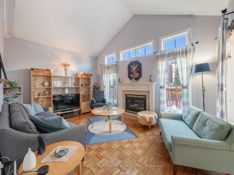 Photo 12 at 54 Golden Oak Avenue, Rouge Woods, Richmond Hill