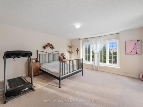 Photo 17 at 54 Golden Oak Avenue, Rouge Woods, Richmond Hill