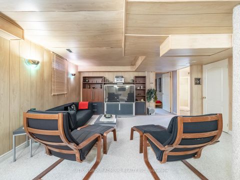 Photo 27 at 54 Golden Oak Avenue, Rouge Woods, Richmond Hill