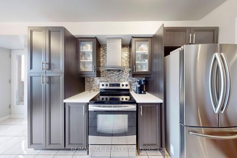 Photo 12 at 1108 - 29 Northern Heights Drive, Langstaff, Richmond Hill