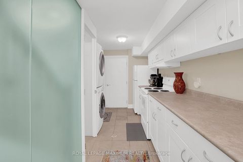 Photo 18 at 572 Northcliffe Boulevard, Oakwood Village, Toronto