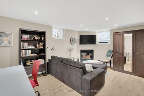 Photo 22 at 572 Northcliffe Boulevard, Oakwood Village, Toronto
