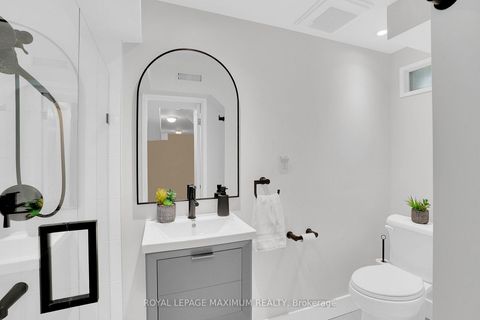 Photo 26 at 572 Northcliffe Boulevard, Oakwood Village, Toronto