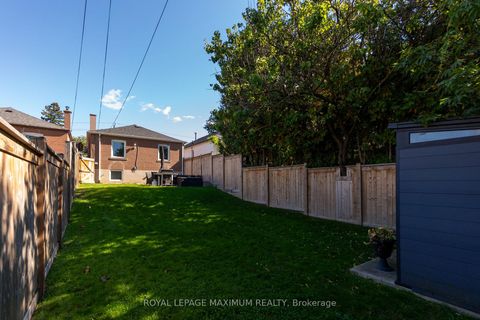 Photo 28 at 572 Northcliffe Boulevard, Oakwood Village, Toronto