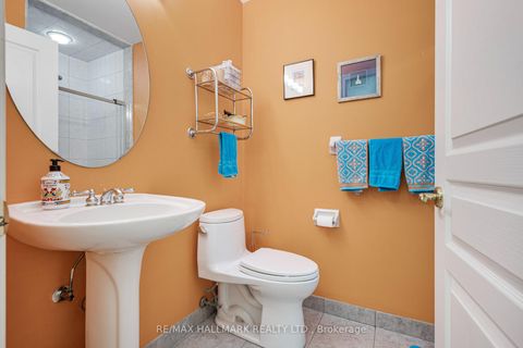 Photo 7 at 222 - 35 Boardwalk Drive, The Beaches, Toronto