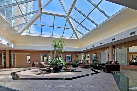 Photo 2 at 406 - 5 Concorde Place, Don Mills, Toronto