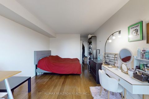 Photo 18 at 406 - 5 Concorde Place, Don Mills, Toronto