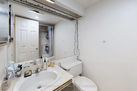 Photo 22 at 406 - 5 Concorde Place, Don Mills, Toronto