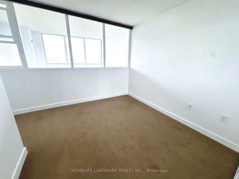 Photo 16 at 833 - 8 Telegram Mews, Waterfront Communities C1, Toronto