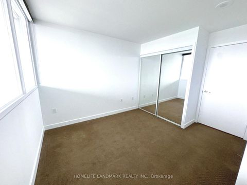 Photo 17 at 833 - 8 Telegram Mews, Waterfront Communities C1, Toronto