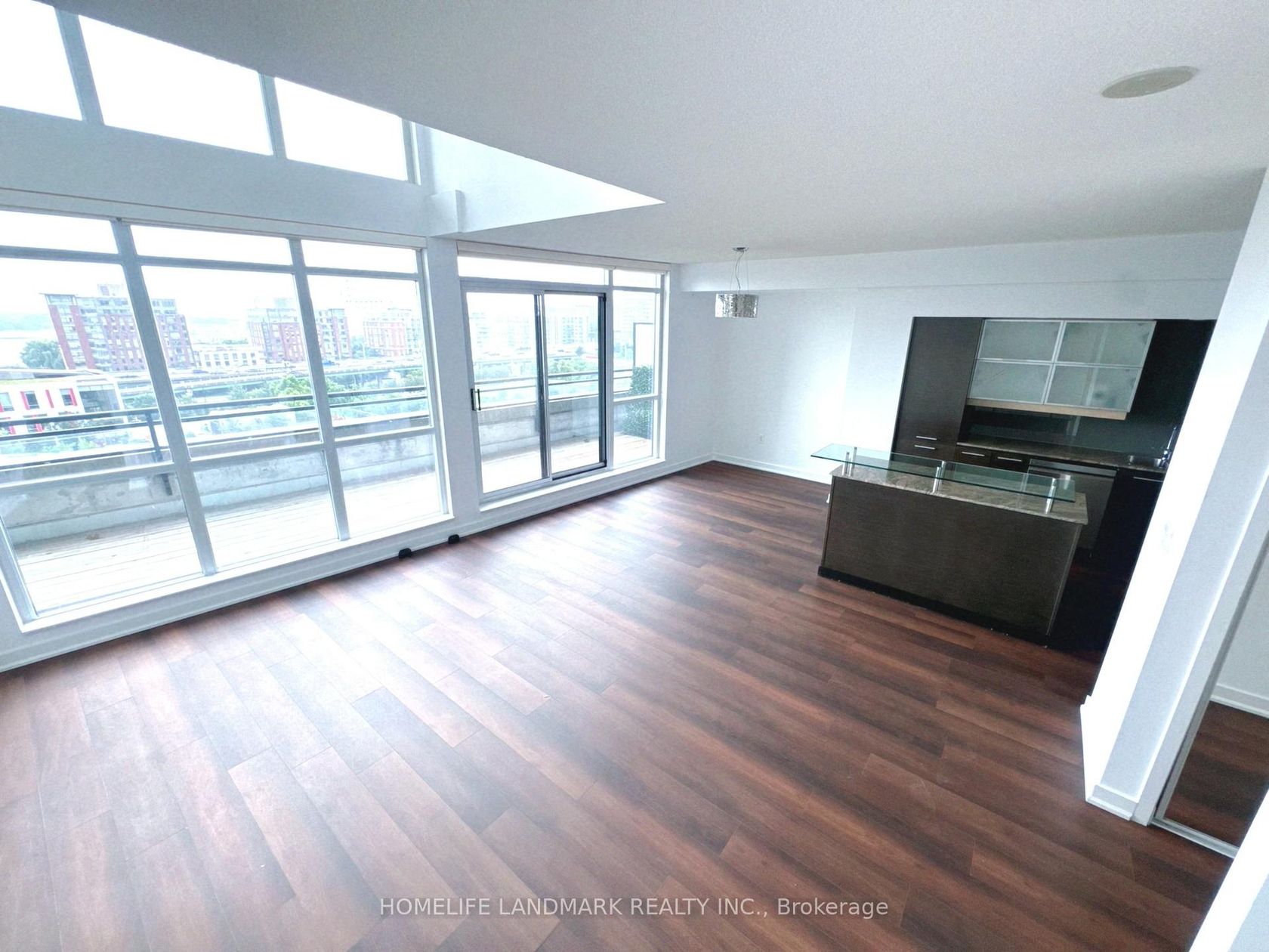 Photo 6 at 833 - 8 Telegram Mews, Waterfront Communities C1, Toronto Photo 6 at 833 - 8 Telegram Mews, Waterfront Communities C1, Toronto