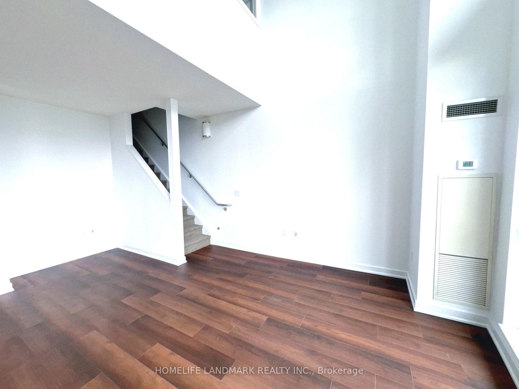 Photo 12 at 833 - 8 Telegram Mews, Waterfront Communities C1, Toronto Photo 12 at 833 - 8 Telegram Mews, Waterfront Communities C1, Toronto