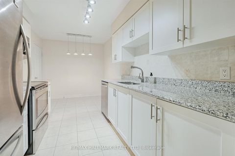 Photo 9 at 511 - 35 Merton Street, Mount Pleasant West, Toronto