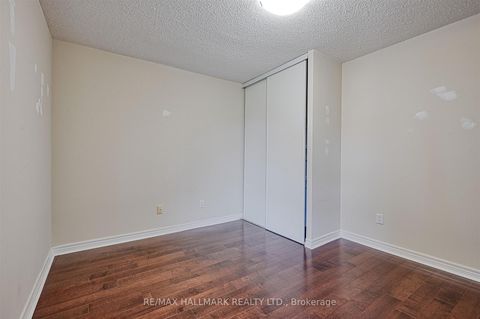 Photo 20 at 511 - 35 Merton Street, Mount Pleasant West, Toronto