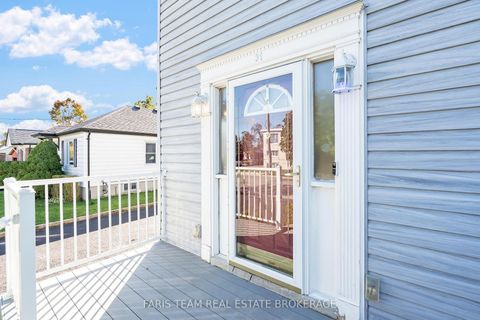 Photo 5 at 31 Napier Street, Codrington, Barrie Photo 5 at 31 Napier Street, Codrington, Barrie