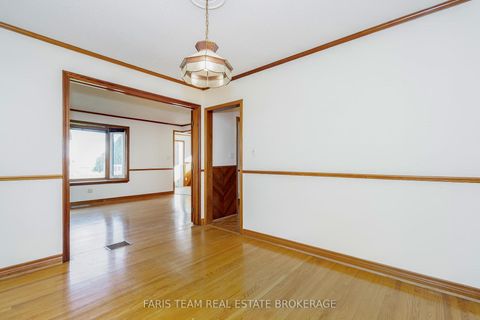 Photo 14 at 31 Napier Street, Codrington, Barrie