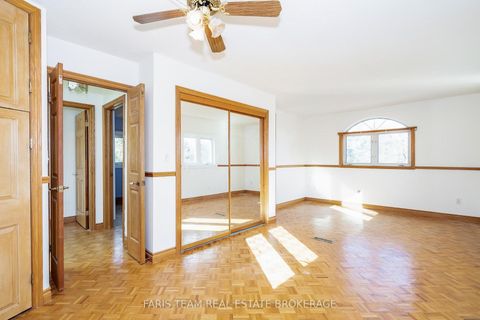 Photo 24 at 31 Napier Street, Codrington, Barrie