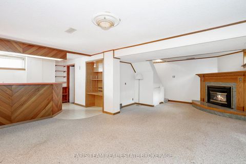 Photo 33 at 31 Napier Street, Codrington, Barrie Photo 33 at 31 Napier Street, Codrington, Barrie