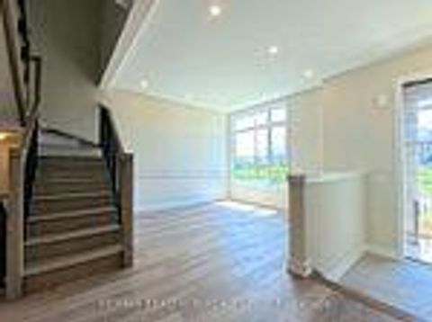 Photo 3 at 344 King Road, Oak Ridges, Richmond Hill