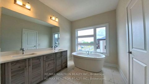 Photo 10 at 344 King Road, Oak Ridges, Richmond Hill