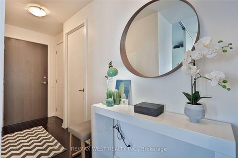 Photo 5 at 813 - 103 The Queensway, Swansea, Toronto