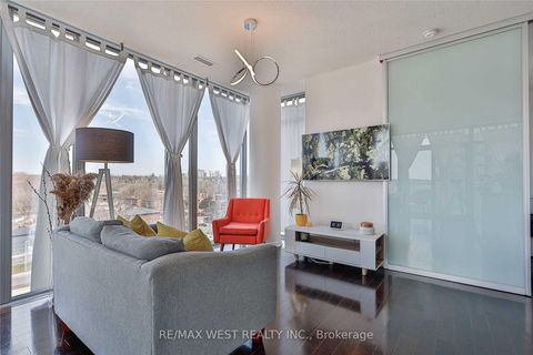 Photo 8 at 813 - 103 The Queensway, Swansea, Toronto Photo 8 at 813 - 103 The Queensway, Swansea, Toronto