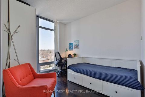 Photo 25 at 813 - 103 The Queensway, Swansea, Toronto Photo 25 at 813 - 103 The Queensway, Swansea, Toronto