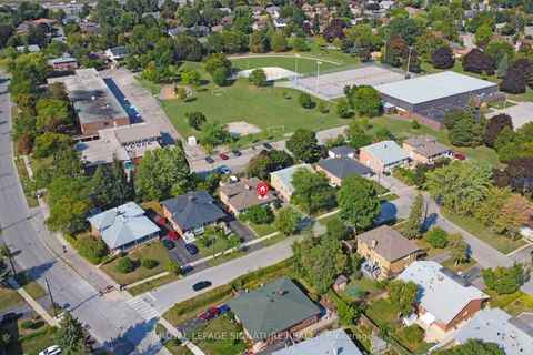 Photo 33 at 12 Slidell Crescent, Donalda, Toronto