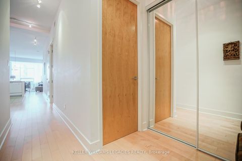 Photo 3 at 302 - 562 Eglinton Avenue E, Mount Pleasant East, Toronto