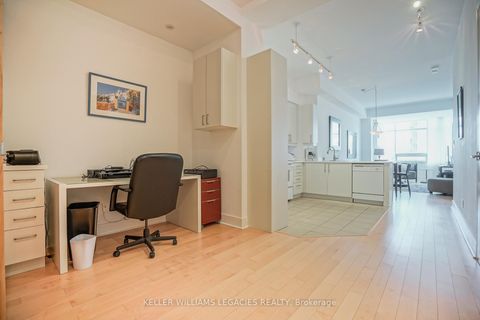 Photo 4 at 302 - 562 Eglinton Avenue E, Mount Pleasant East, Toronto