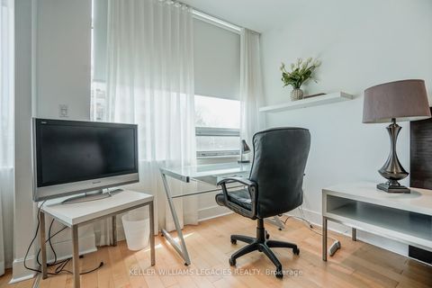 Photo 19 at 302 - 562 Eglinton Avenue E, Mount Pleasant East, Toronto