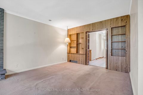 Photo 6 at 24 Hockley Place, Donalda, Toronto