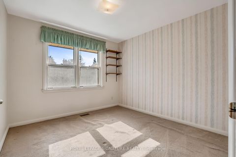 Photo 18 at 24 Hockley Place, Donalda, Toronto