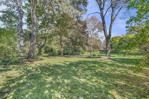 Photo 32 at 24 Hockley Place, Donalda, Toronto