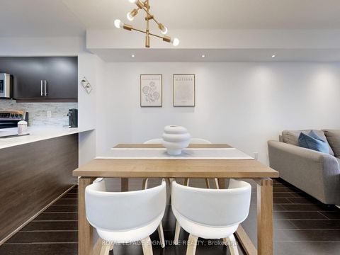 Photo 12 at 708 - 75 King Williams Crescent, Langstaff, Richmond Hill