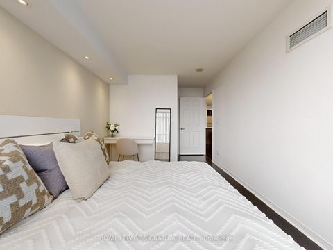 Photo 19 at 708 - 75 King Williams Crescent, Langstaff, Richmond Hill