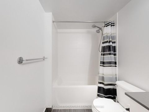 Photo 23 at 708 - 75 King Williams Crescent, Langstaff, Richmond Hill