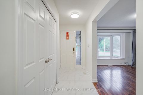 Photo 2 at 46 Wintermute Boulevard, Steeles, Toronto