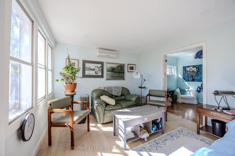 Photo 24 at 9 Balmy Avenue, The Beaches, Toronto