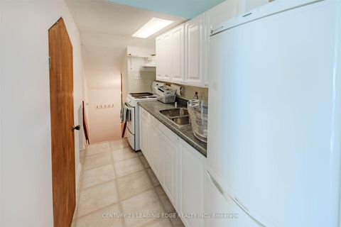 Photo 28 at 9 Balmy Avenue, The Beaches, Toronto