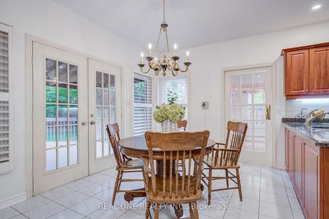 Photo 17 at 75 Willett Crescent, Mill Pond, Richmond Hill