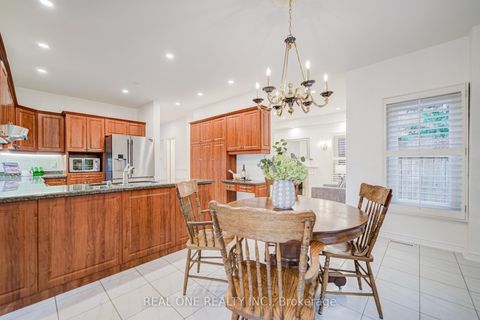 Photo 19 at 75 Willett Crescent, Mill Pond, Richmond Hill