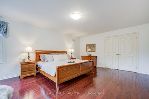 Photo 24 at 75 Willett Crescent, Mill Pond, Richmond Hill